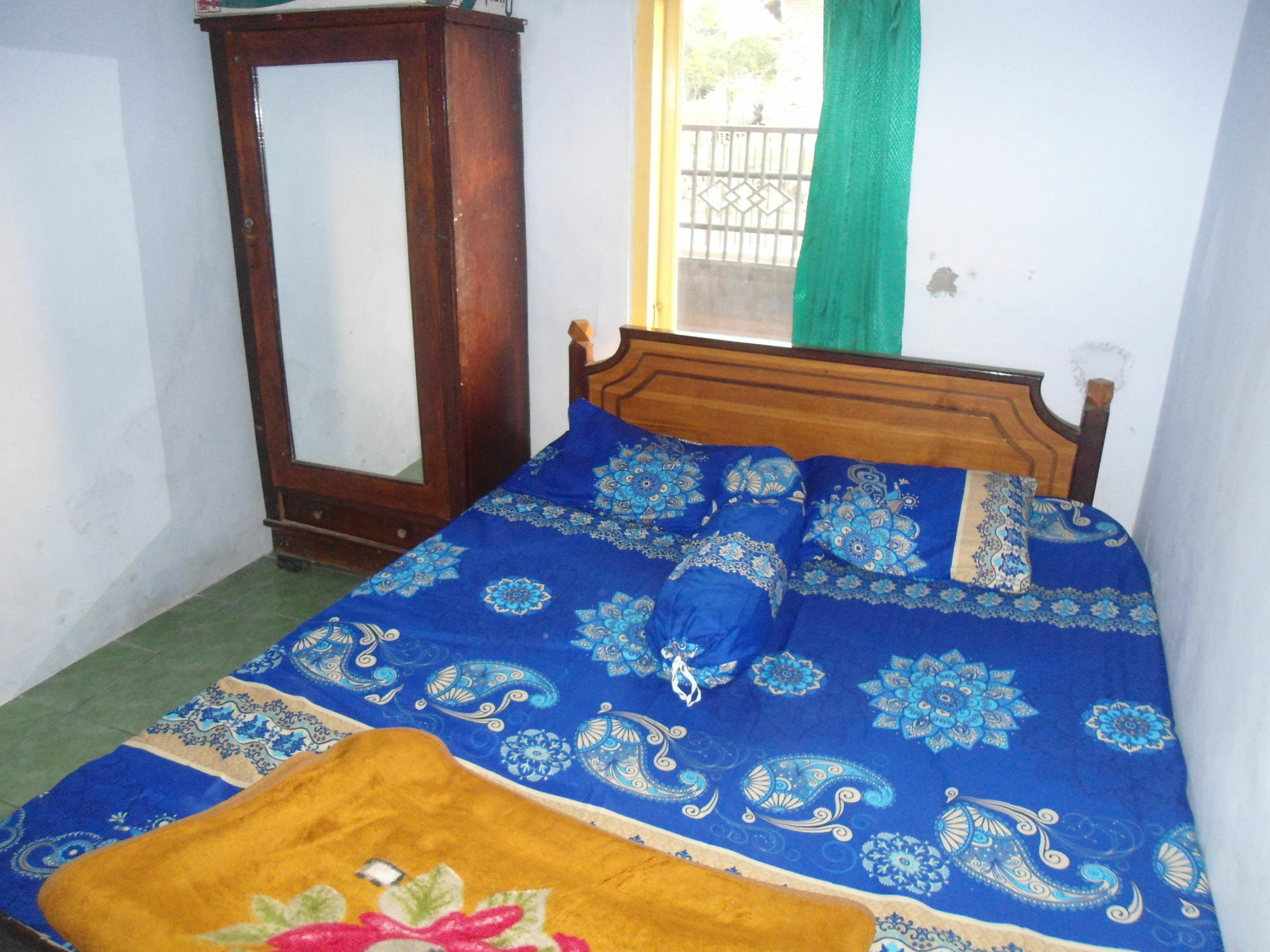 Osingvacation Bed & Breakfast Tamansuruh Ngoại thất bức ảnh