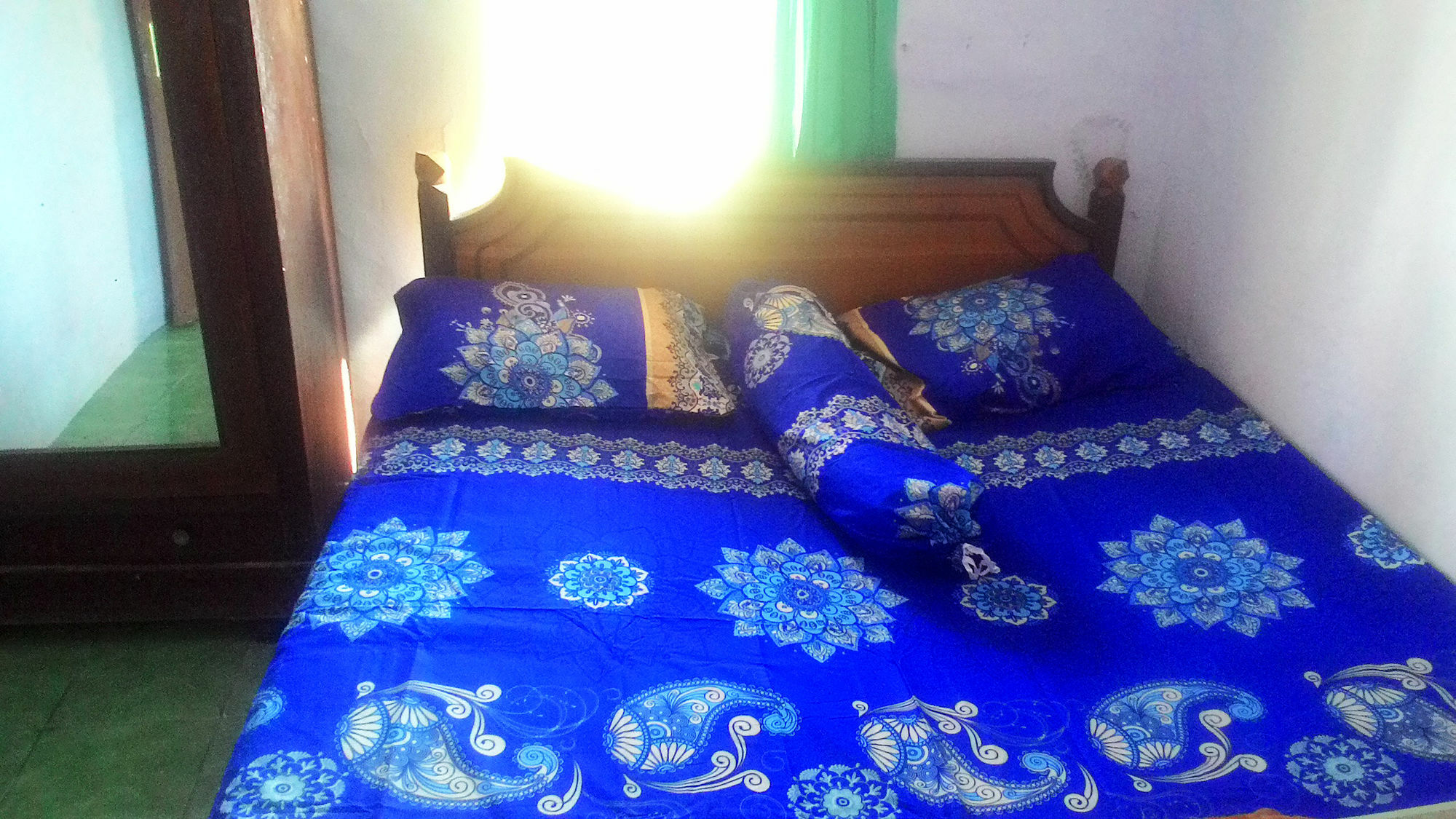 Osingvacation Bed & Breakfast Tamansuruh Ngoại thất bức ảnh