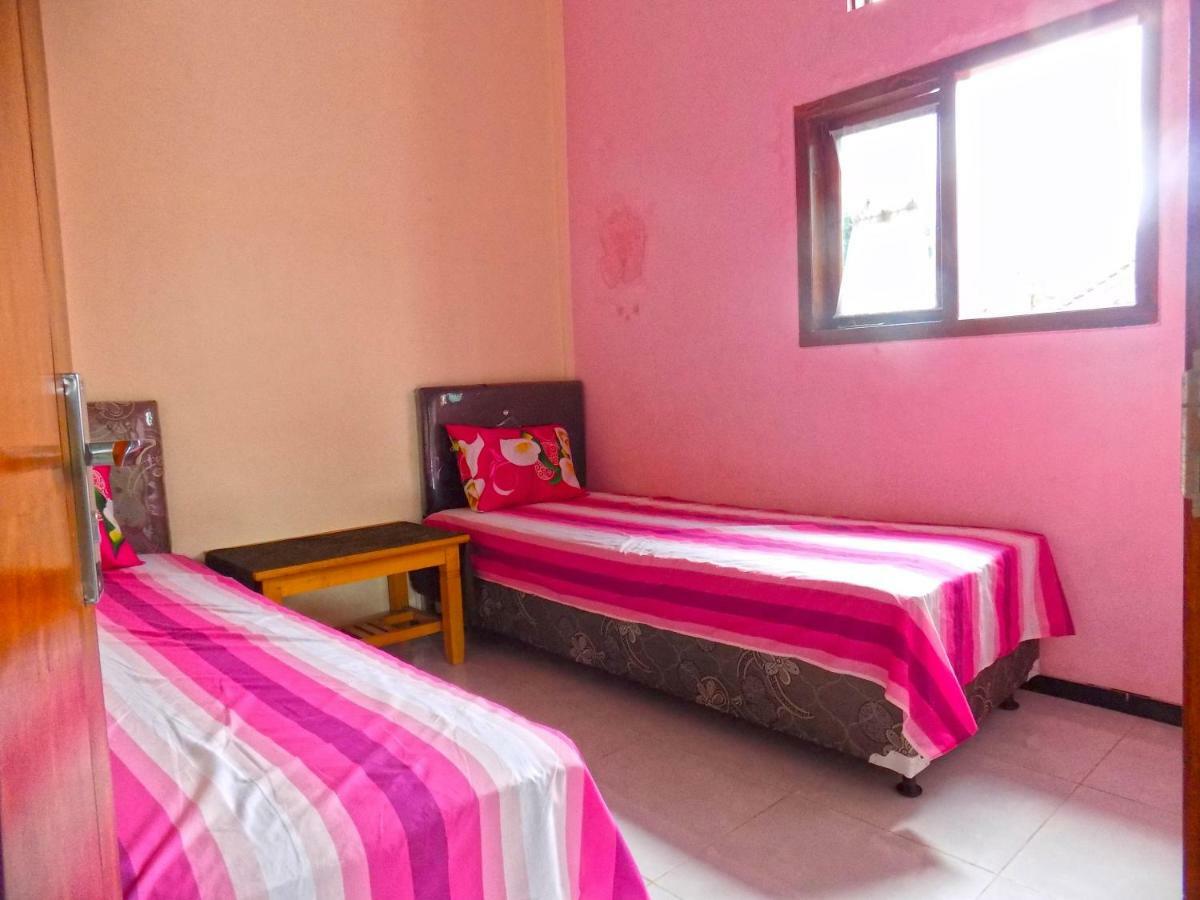 Osingvacation Bed & Breakfast Tamansuruh Ngoại thất bức ảnh