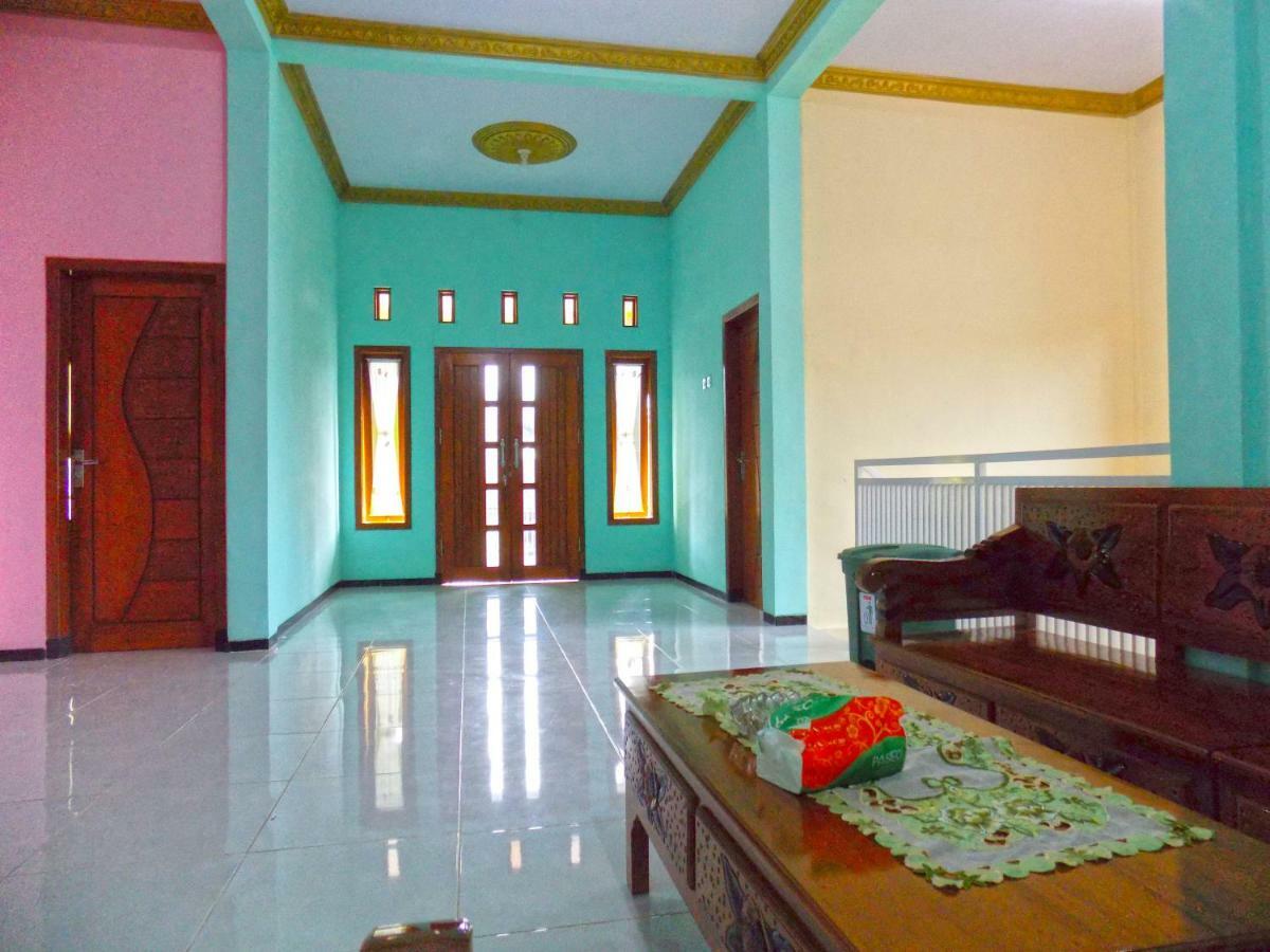 Osingvacation Bed & Breakfast Tamansuruh Ngoại thất bức ảnh