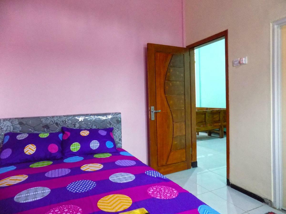 Osingvacation Bed & Breakfast Tamansuruh Ngoại thất bức ảnh